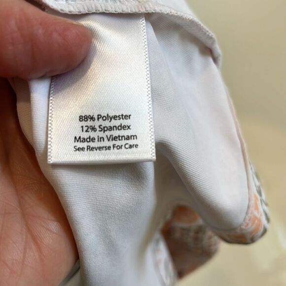 Coral Bay Women’s Golf Pineapple Print Top with cute Diamond Zipper. Size XL - Picture 9 of 9